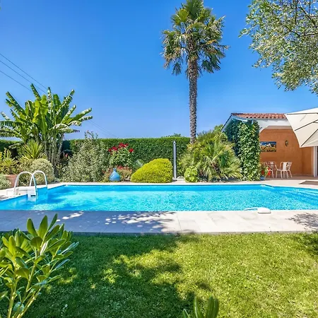 In With Pool Tatil Evi