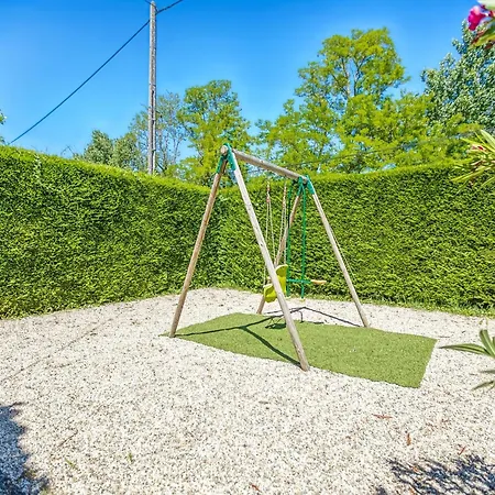 In With Pool Casa de Férias