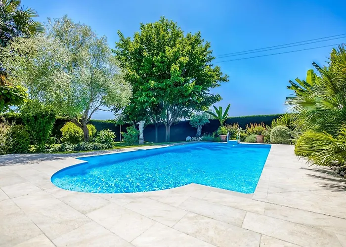 Hébergement de vacances In With Pool